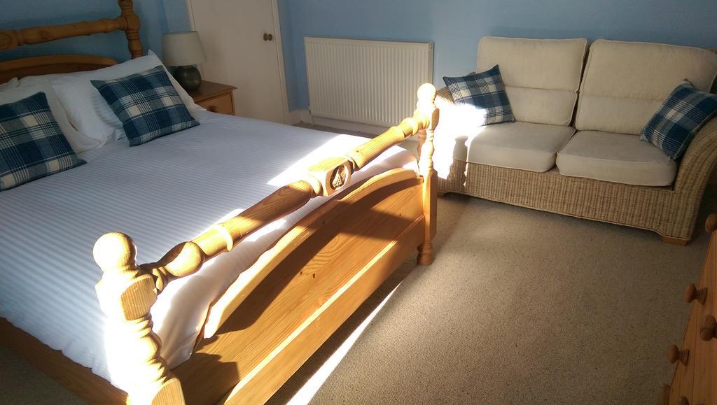 Lochinver Guesthouse Еър Екстериор снимка