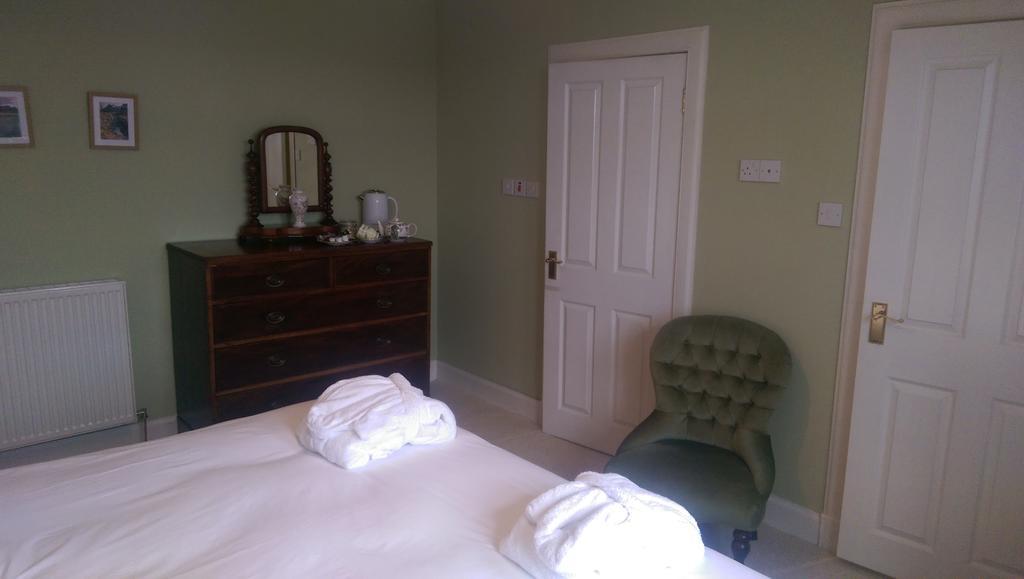 Lochinver Guesthouse Еър Екстериор снимка